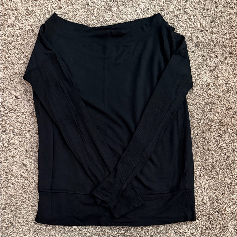 Super soft Women's athleta off the shoulder top